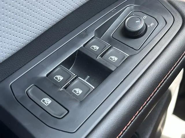 2026 Volkswagen Atlas Peak Edition