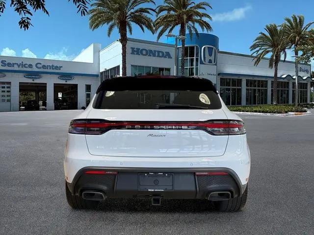 2023 Porsche Macan Macan