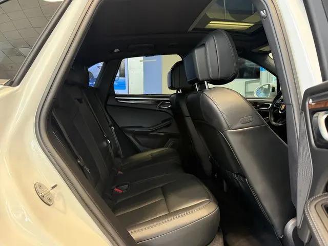 2023 Porsche Macan Macan