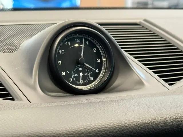 2023 Porsche Macan Macan