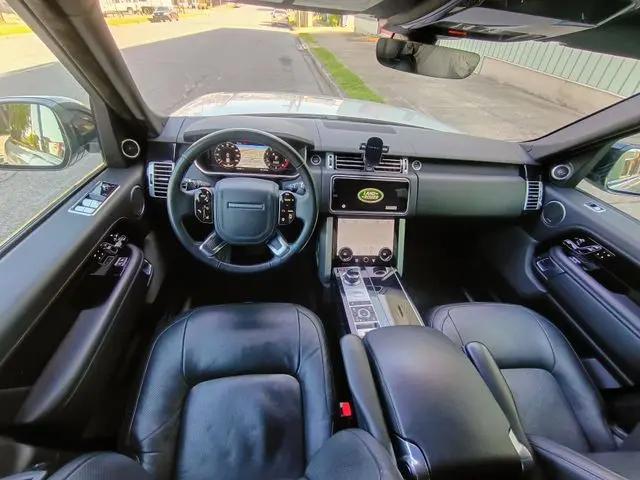 2020 Land Rover Range Rover P525 HSE