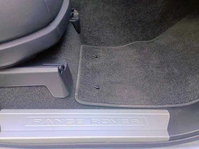 2020 Land Rover Range Rover P525 HSE