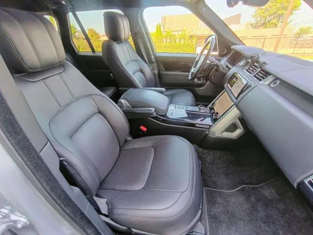 2020 Land Rover Range Rover P525 HSE