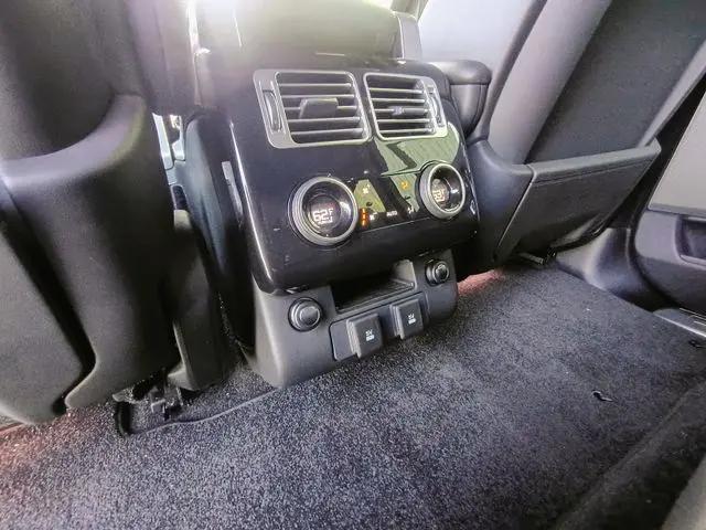 2020 Land Rover Range Rover P525 HSE
