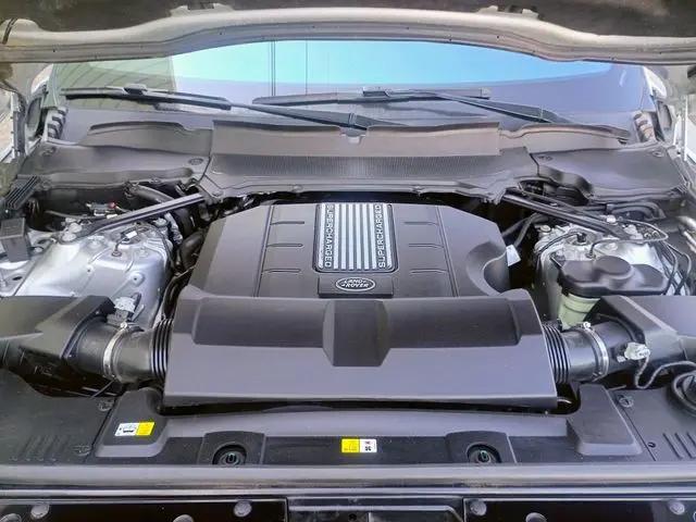 2020 Land Rover Range Rover P525 HSE