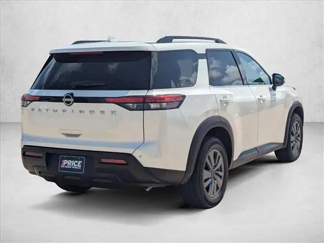 2025 Nissan Pathfinder SV FWD