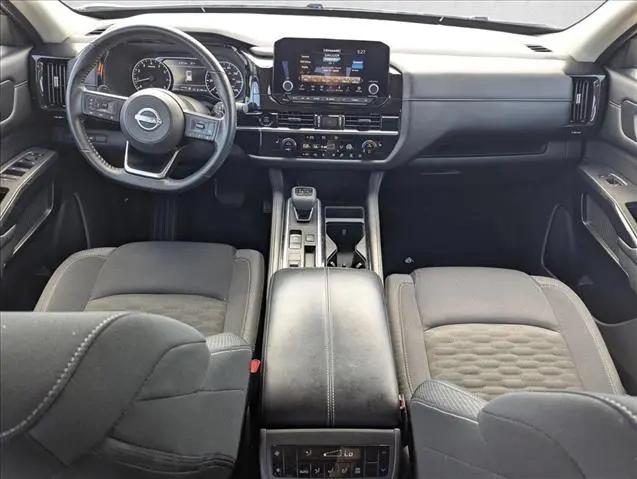 2025 Nissan Pathfinder SV FWD