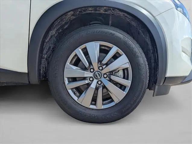 2025 Nissan Pathfinder SV FWD
