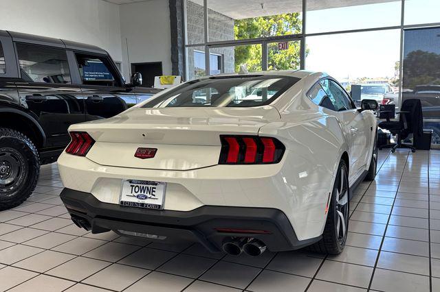 2025 Ford Mustang GT Premium Fastback