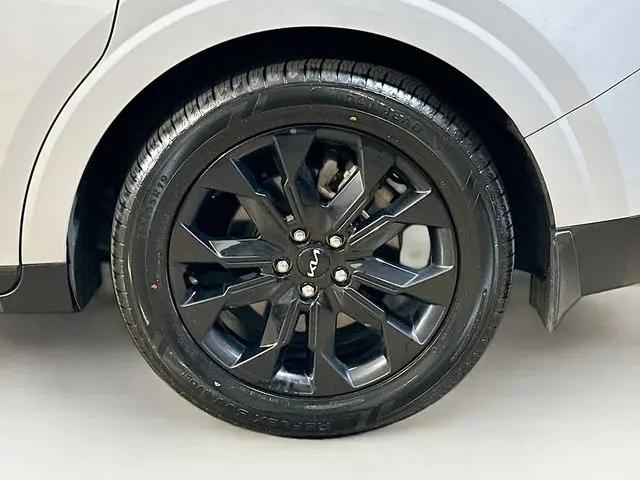 2024 Kia Carnival MPV SX Prestige