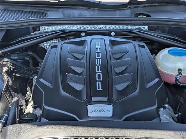 2017 Porsche Macan S