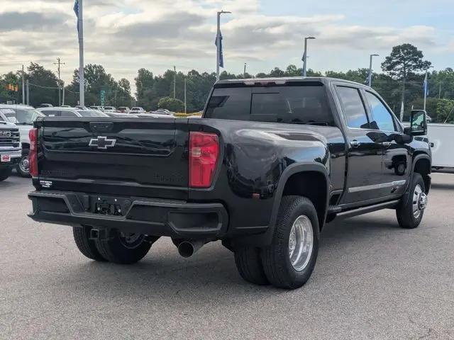 2026 Chevrolet Silverado 3500HD Crew Cab, Long Bed, High Country Dual Rear Wheel, RWD