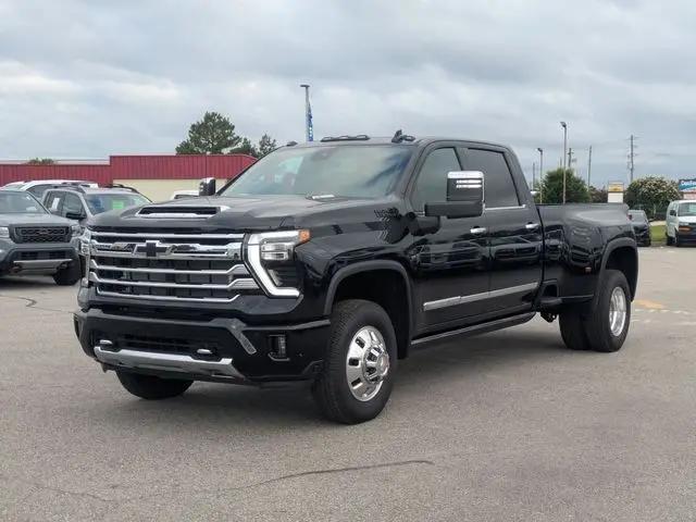2026 Chevrolet Silverado 3500HD Crew Cab, Long Bed, High Country Dual Rear Wheel, RWD