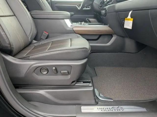 2026 Chevrolet Silverado 3500HD Crew Cab, Long Bed, High Country Dual Rear Wheel, RWD