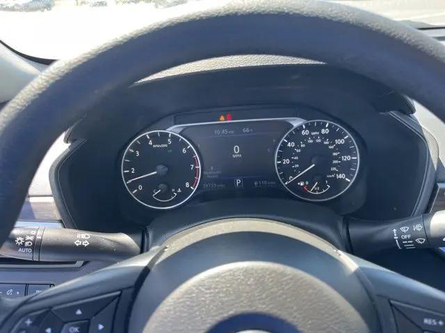 2025 Nissan Altima SV FWD
