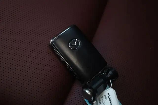 2024 Mazda Mazda3 2.5 S Carbon Edition