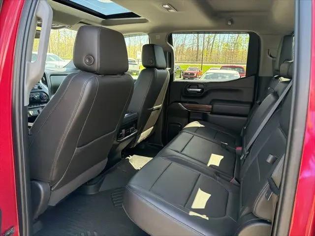 2020 Chevrolet Silverado 1500 4WD Crew Cab Short Bed RST