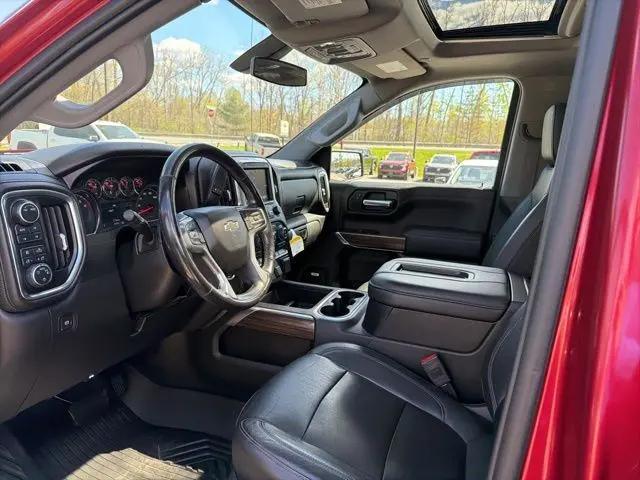 2020 Chevrolet Silverado 1500 4WD Crew Cab Short Bed RST