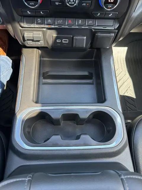 2020 Chevrolet Silverado 1500 4WD Crew Cab Short Bed RST