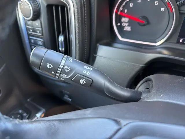 2020 Chevrolet Silverado 1500 4WD Crew Cab Short Bed RST