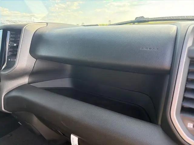 2026 Ram 1500 Warlock Crew Cab 4x4 57 Box