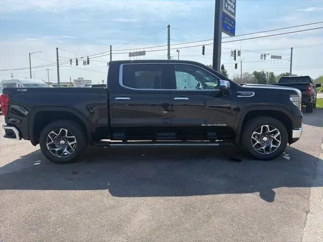 2026 GMC Sierra 1500 Crew Cab, Short Bed, SLT, 4WD
