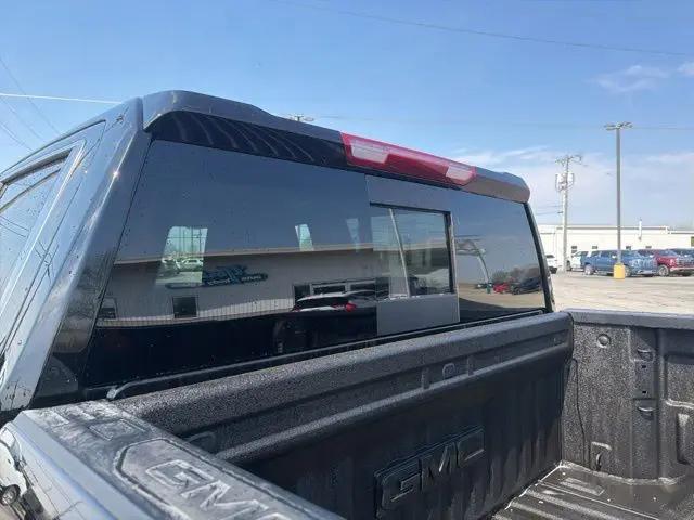 2026 GMC Sierra 1500 Crew Cab, Short Bed, SLT, 4WD