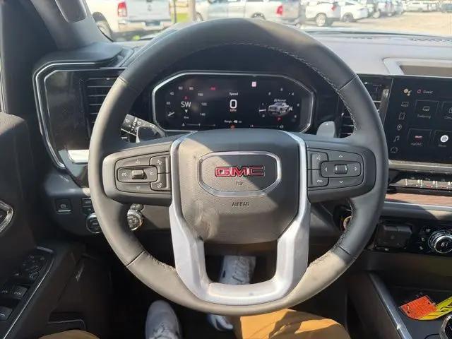 2026 GMC Sierra 1500 Crew Cab, Short Bed, SLT, 4WD