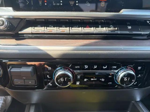 2026 GMC Sierra 1500 Crew Cab, Short Bed, SLT, 4WD