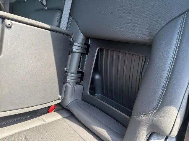 2026 GMC Sierra 1500 Crew Cab, Short Bed, SLT, 4WD
