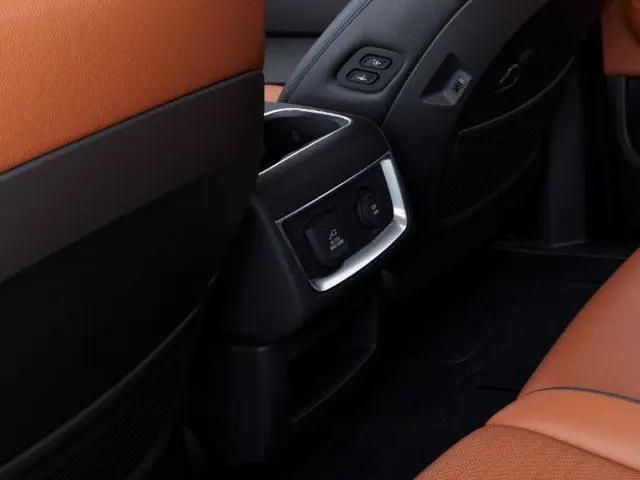 2026 Kia Carnival MPV SX Prestige