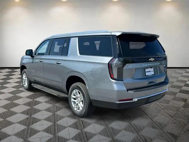 2026 Chevrolet Suburban LT, 4WD