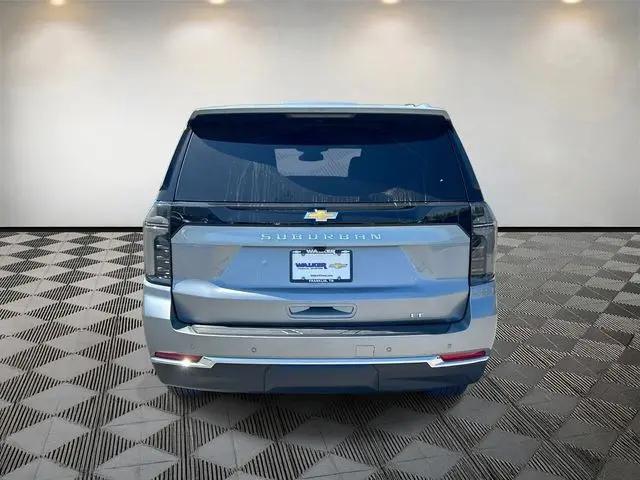 2026 Chevrolet Suburban LT, 4WD