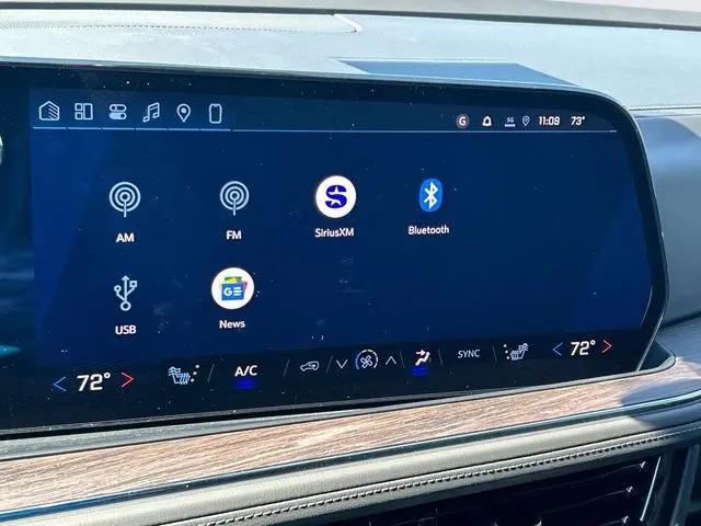 2026 Chevrolet Suburban LT, 4WD