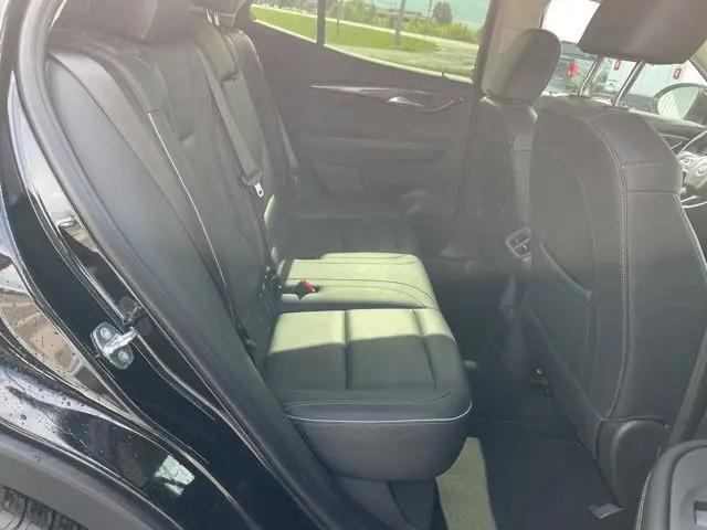 2023 Buick Envision Essence FWD