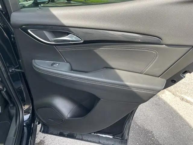 2023 Buick Envision Essence FWD