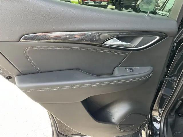 2023 Buick Envision Essence FWD