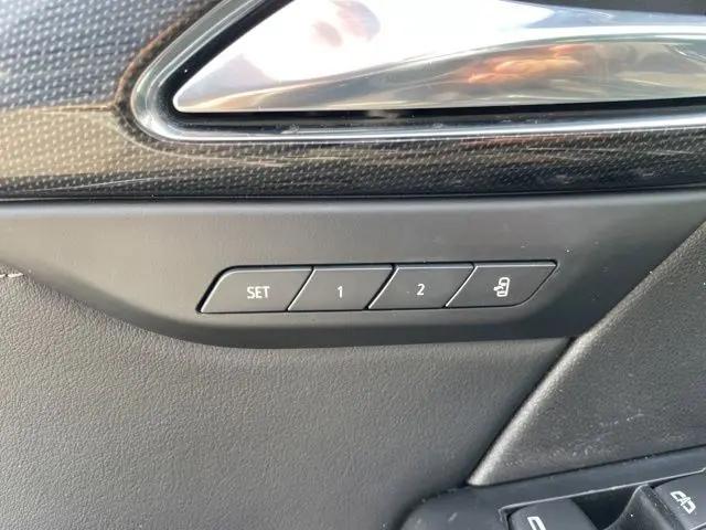 2023 Buick Envision Essence FWD