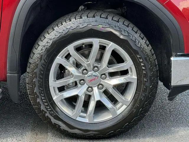 2022 GMC Sierra 1500 Limited 4WD Crew Cab Short Box SLT