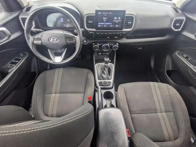2024 Hyundai Venue SEL