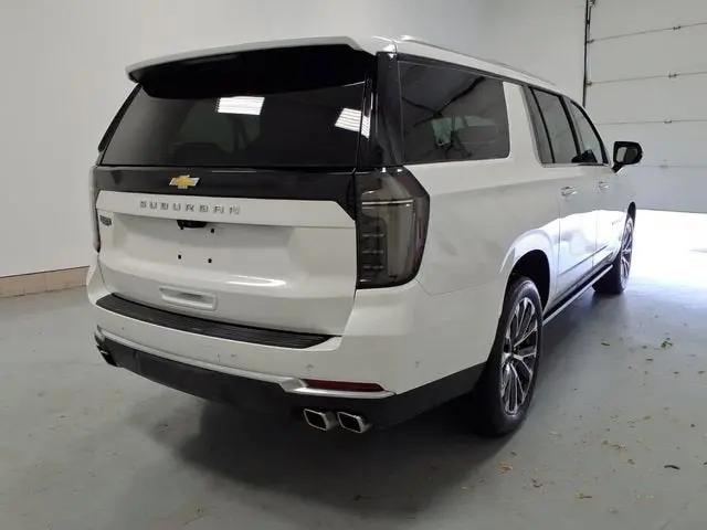2025 Chevrolet Suburban 4WD High Country