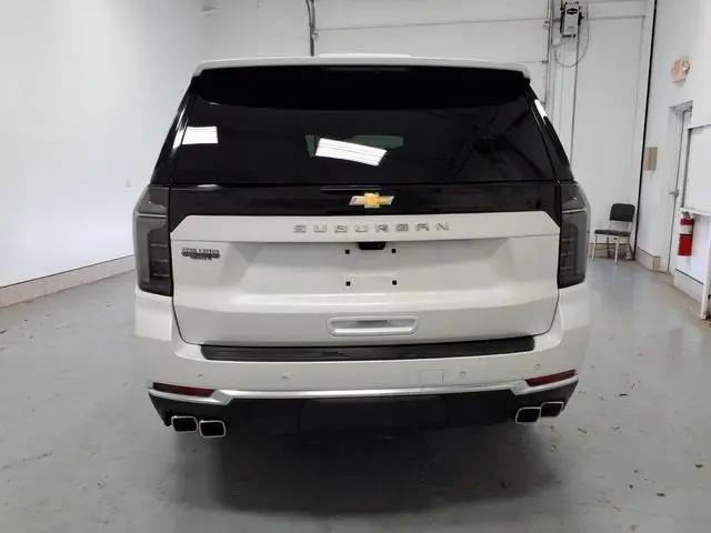 2025 Chevrolet Suburban 4WD High Country