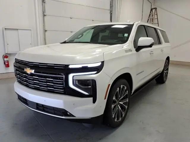 2025 Chevrolet Suburban 4WD High Country