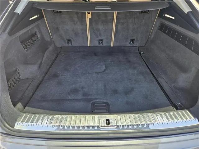 2019 Audi Q8 55 Premium