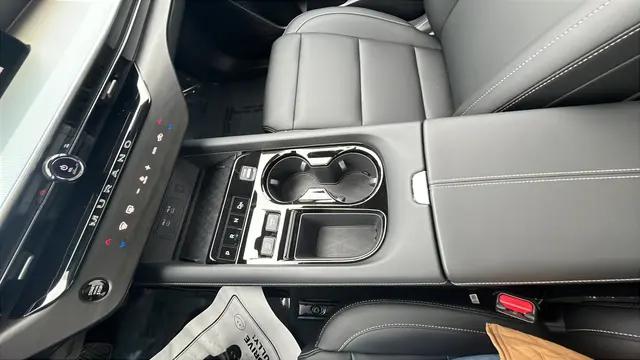 2025 Nissan Murano SL