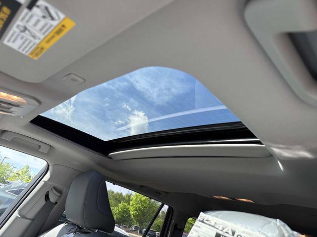2026 Toyota Highlander Limited - Photo 16