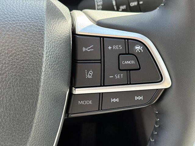 2026 Toyota Highlander Limited - Photo 24