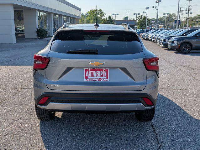2024 Chevrolet Trax FWD LT