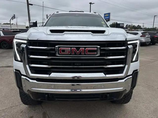 2024 GMC Sierra 2500HD 4WD Crew Cab Standard Bed SLT