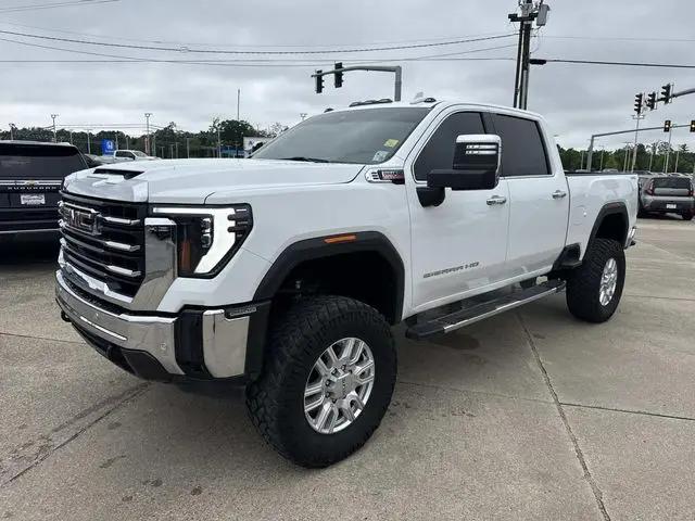 2024 GMC Sierra 2500HD 4WD Crew Cab Standard Bed SLT